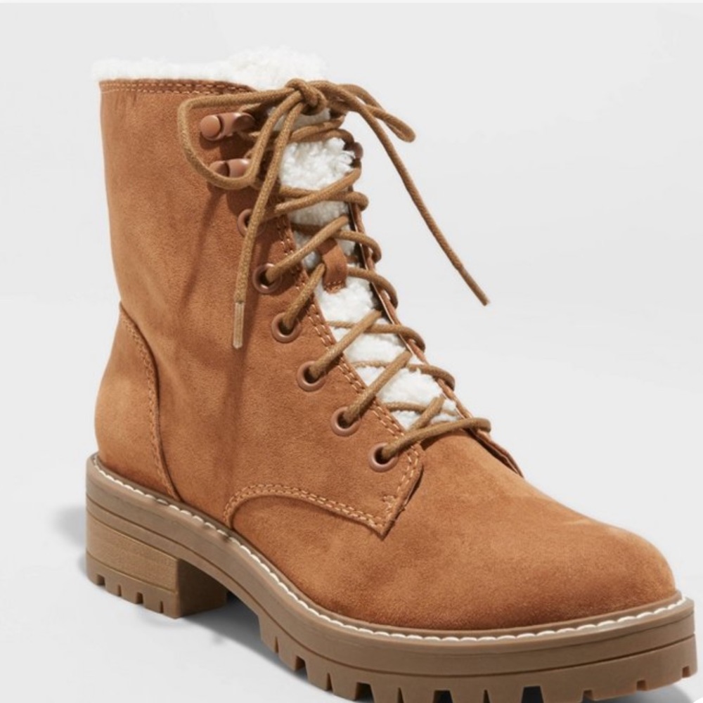 Sherpa lined boots